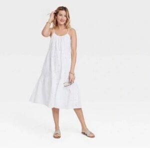 XS - Sleeveless Eyelet Tiered Dress - Universal Thread White